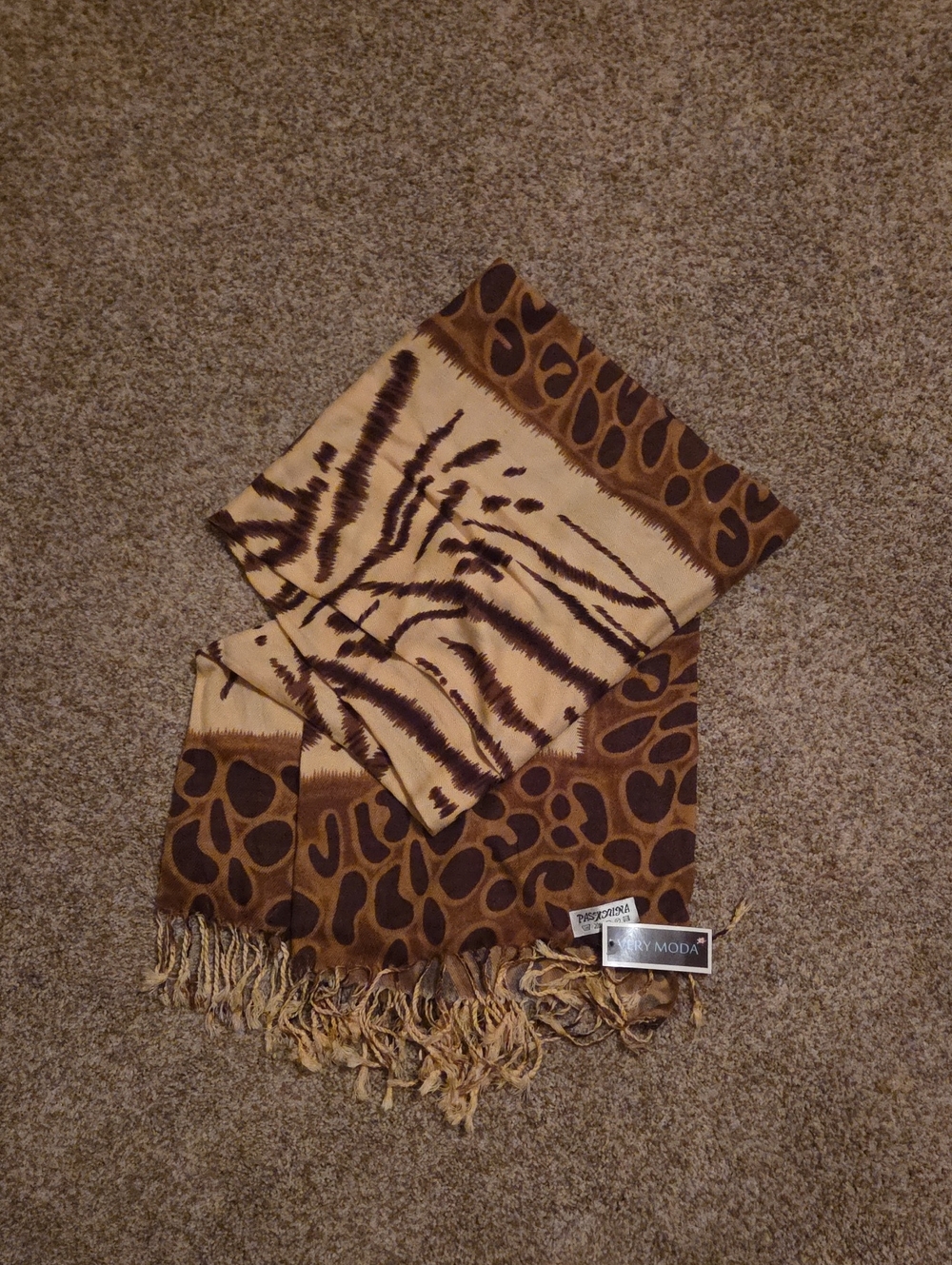 Very Moda Brown & Cream Animal Pattern Fringe Scarf